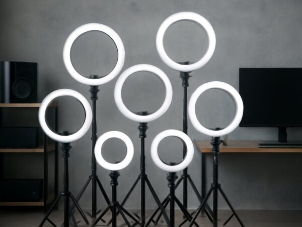 7 Ringlichter mit Stativ für perfekte Foto- und Video-Setups