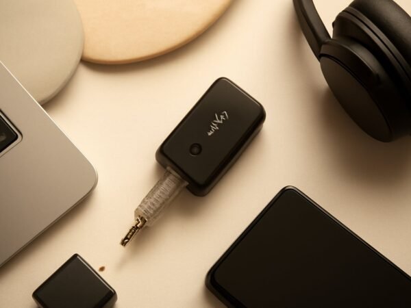 Vergiss teure Marken: 10 Bluetooth-Adapter fürs Auto, die wirklich funktionieren
