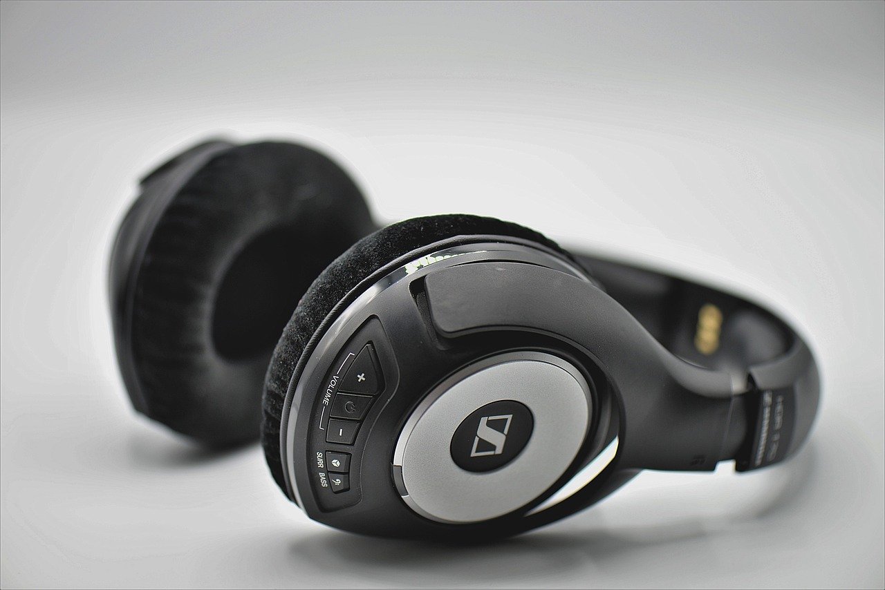 So findest du die besten Bluetooth Kopfhörer für den Sommer
