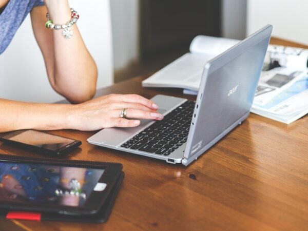Die besten Laptopständer im Vergleich