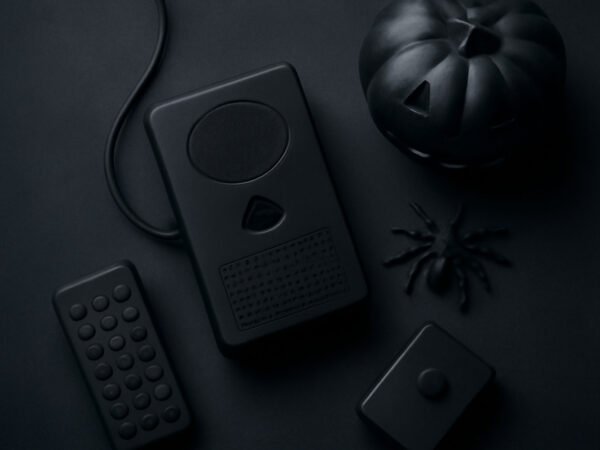Halloween Scherzartikel mit Elektronik in 6 Schritten