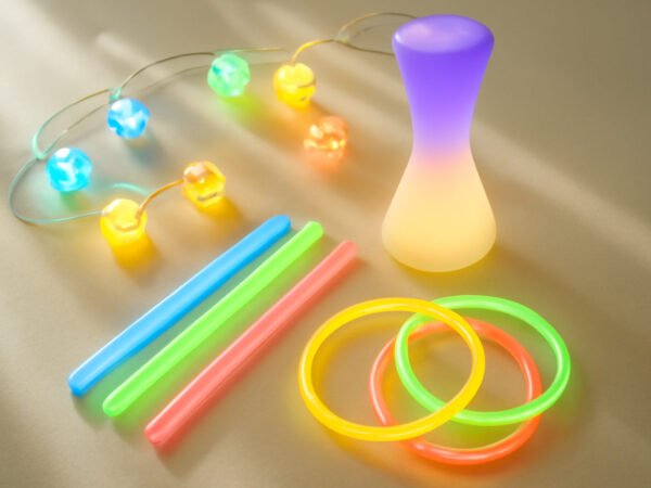 Leuchtende Partyartikel für Silvester